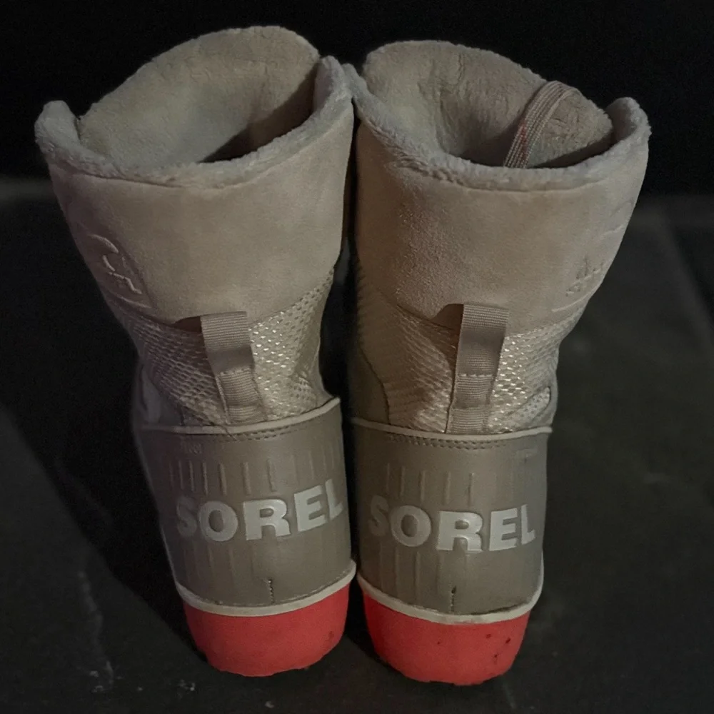 Sorel cozy stylish